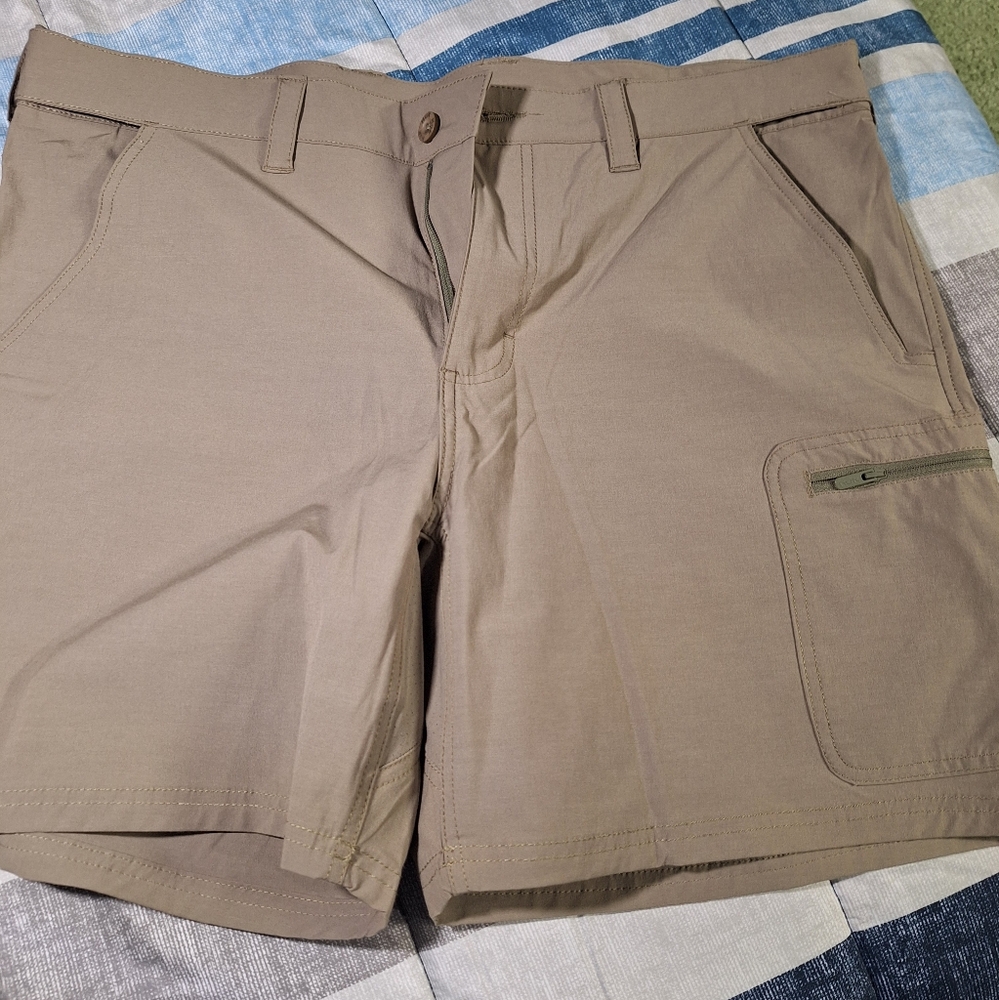 Huk cargo shorts